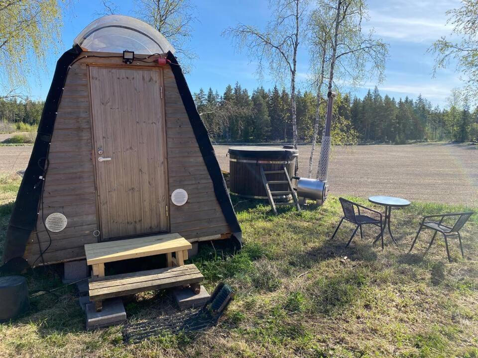 Niiralan Tila : Starlite Cabin Laitila Экстерьер фото